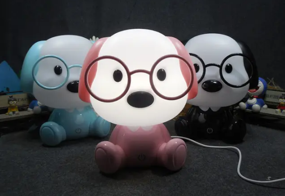 博士狗卡通燈語音識別展示